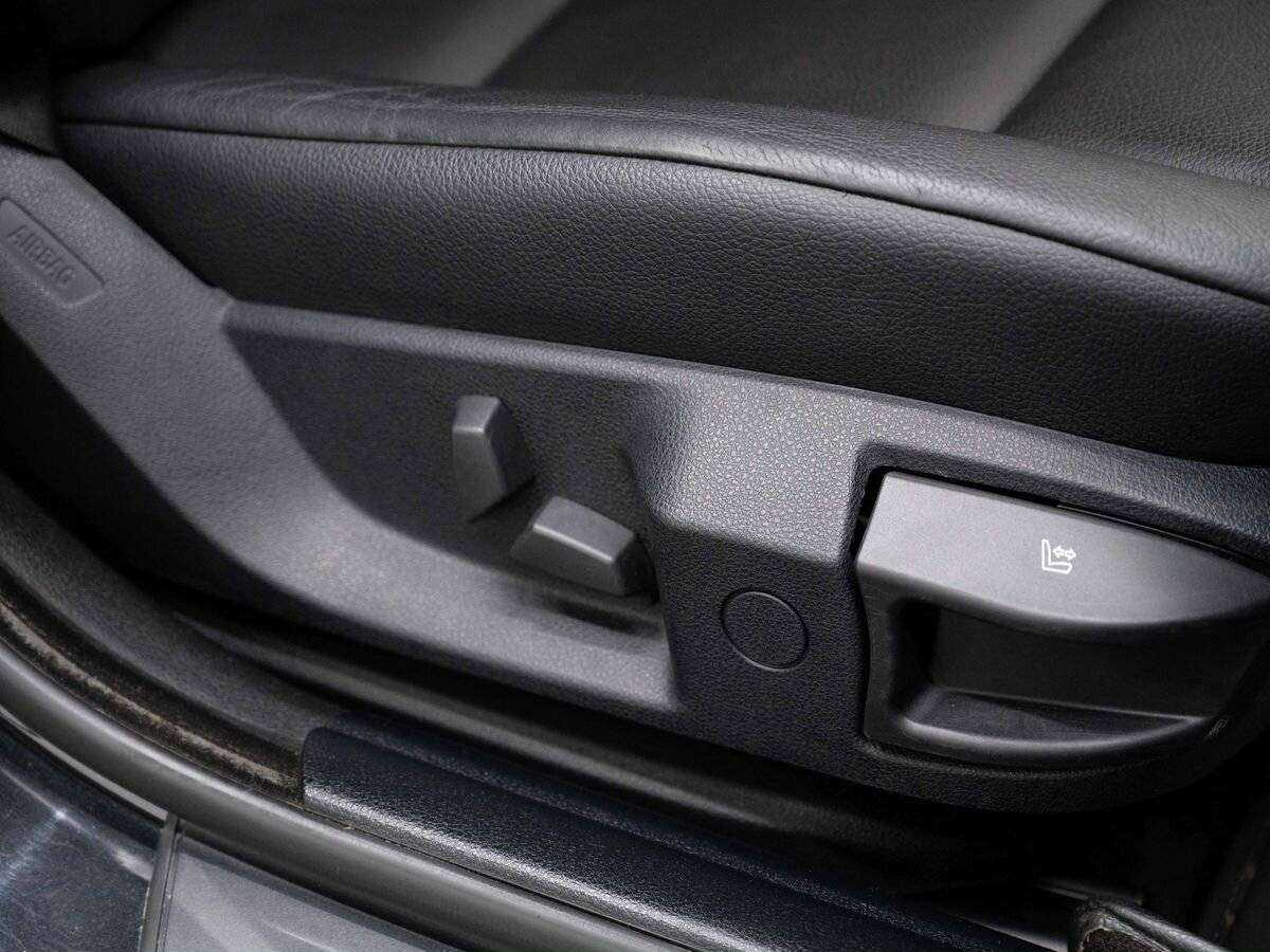 BMW 5 серии с пробегом — 2012 год. Фото: #11