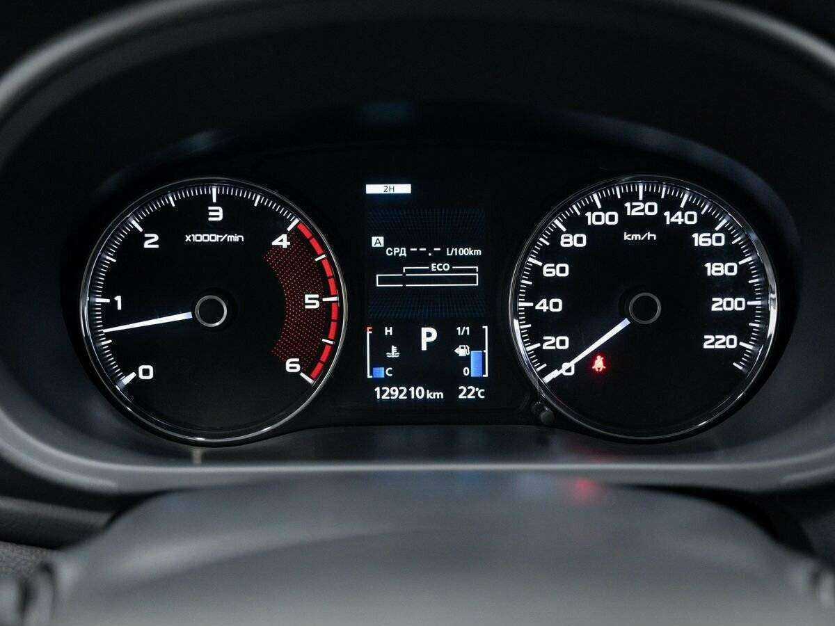 Mitsubishi Pajero Sport с пробегом — 2018 год. Фото: #11