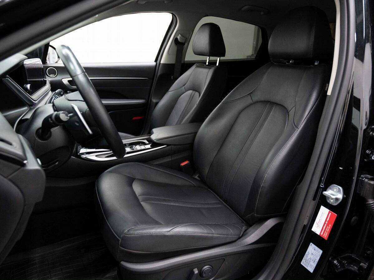 Hyundai Sonata с пробегом — 2021 год. Фото: #7