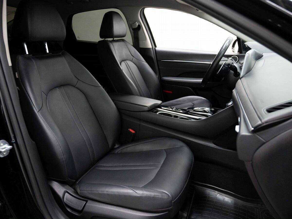 Hyundai Sonata с пробегом — 2021 год. Фото: #11