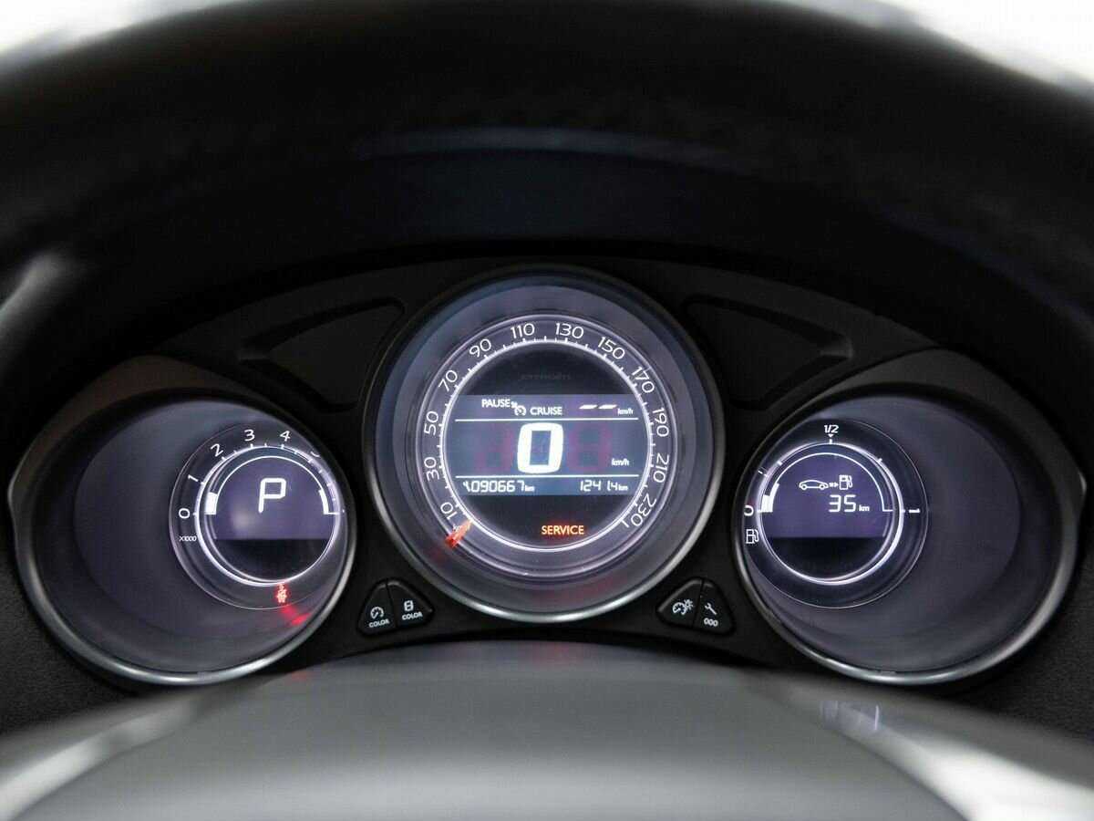 Citroen C4 с пробегом — 2013 год. Фото: #17