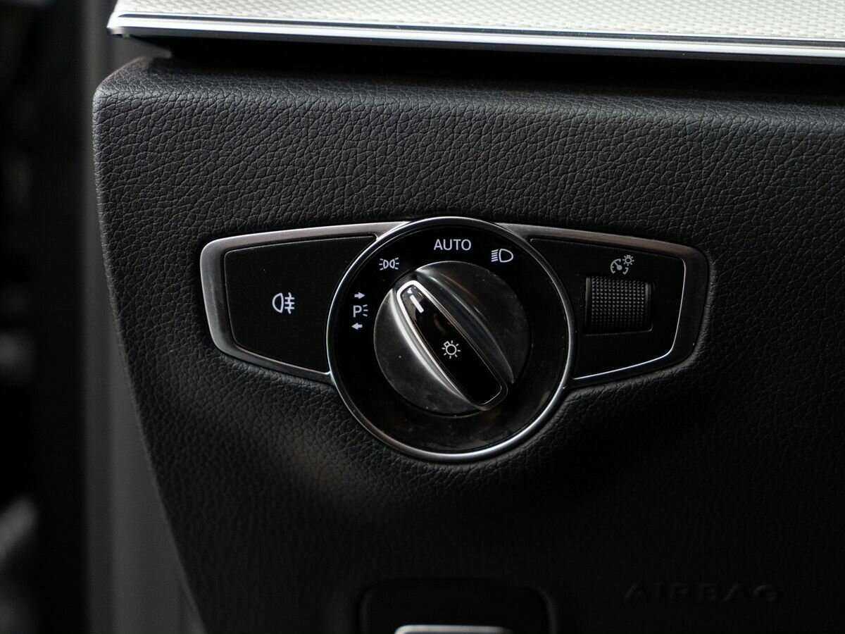 Mercedes-Benz E-Класс с пробегом — 2017 год. Фото: #18