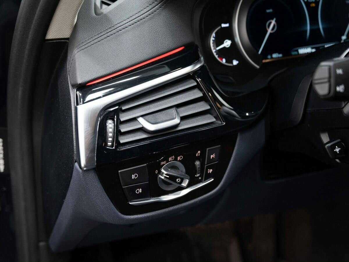 BMW 5 серии с пробегом — 2017 год. Фото: #17