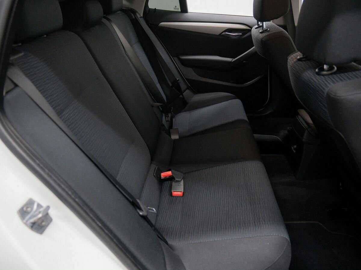 BMW X1 с пробегом — 2013 год. Фото: #9