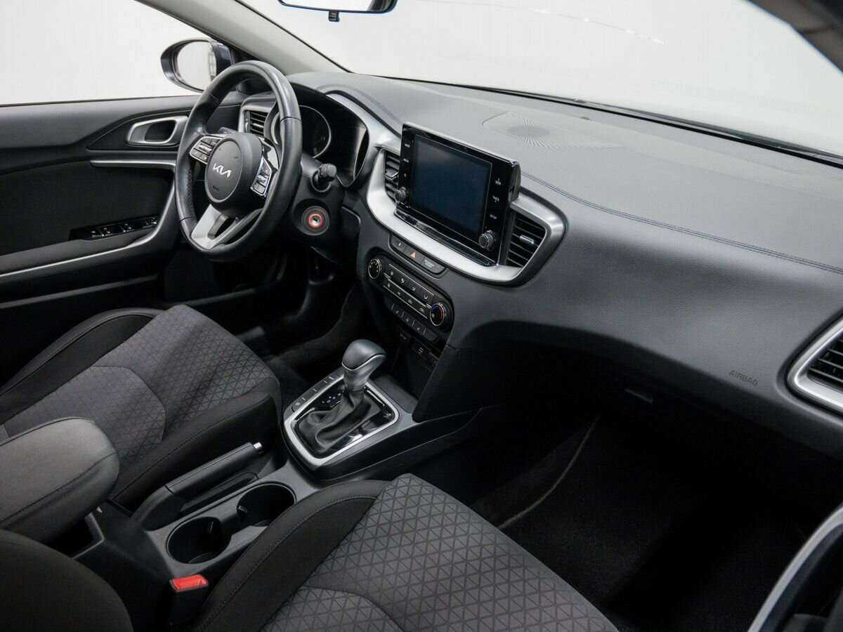 Kia Ceed с пробегом — 2022 год. Фото: #8