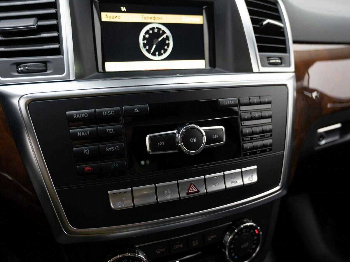 Mercedes-Benz M-Класс с пробегом — 2012 год. Фото: #21