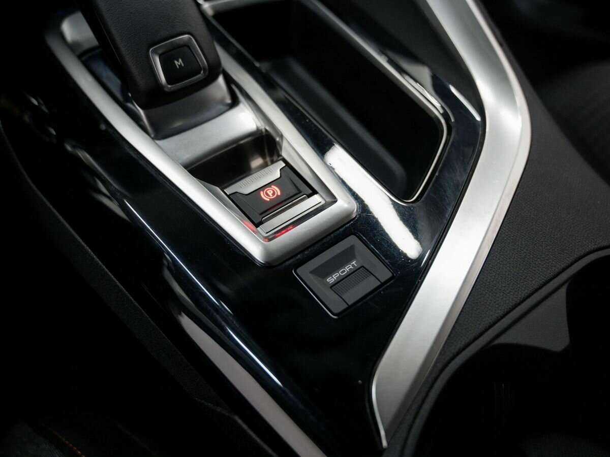 Peugeot 3008 с пробегом — 2018 год. Фото: #16