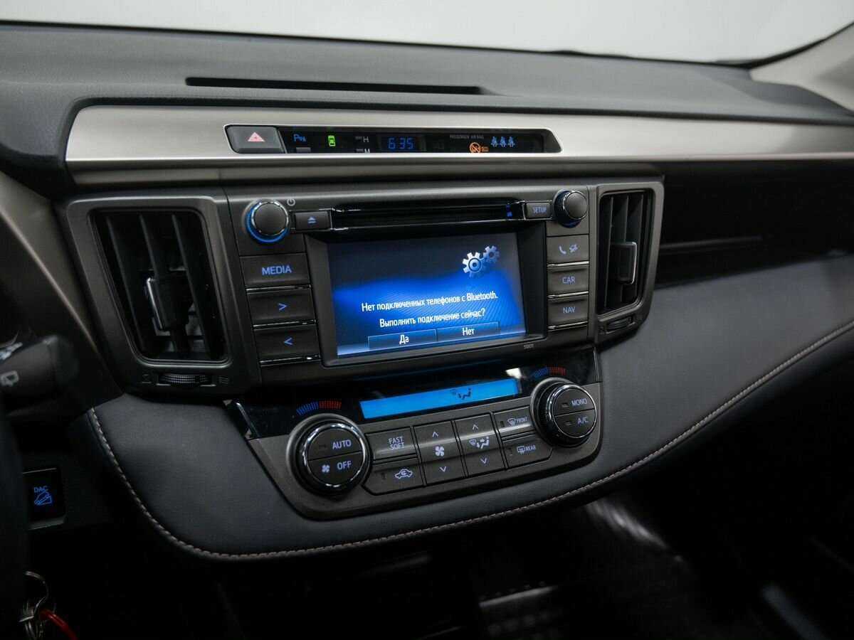 Toyota RAV4 с пробегом — 2014 год. Фото: #22