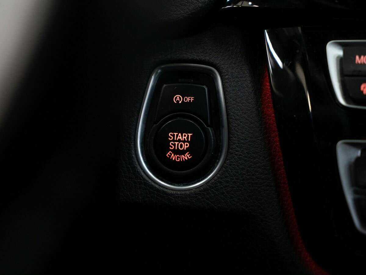 BMW 3 серии с пробегом — 2016 год. Фото: #10