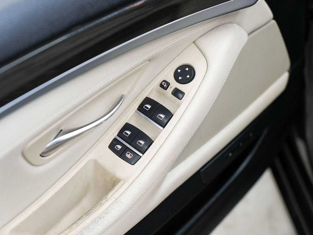 BMW 5 серии с пробегом — 2012 год. Фото: #13