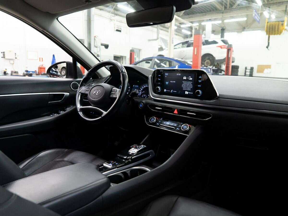 Hyundai Sonata с пробегом — 2020 год. Фото: #16