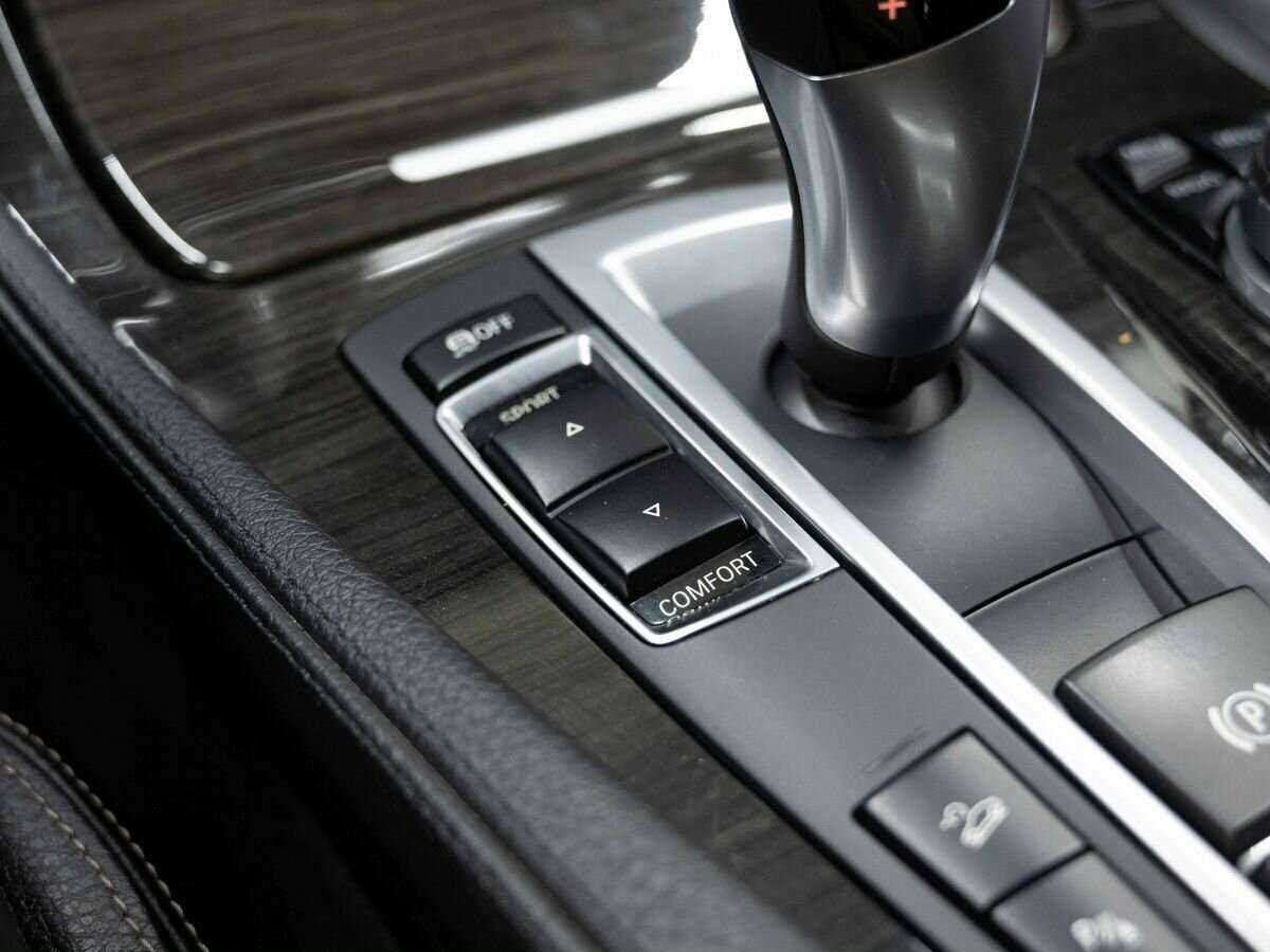 BMW 5 серии с пробегом — 2016 год. Фото: #24