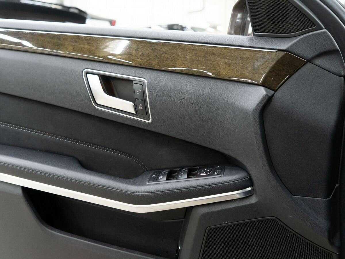 Mercedes-Benz E-Класс с пробегом — 2013 год. Фото: #14