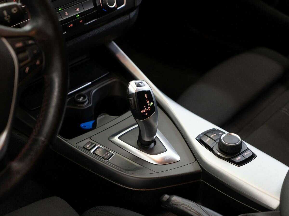 BMW 1 серии с пробегом — 2014 год. Фото: #10