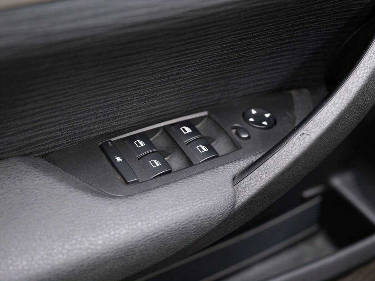 BMW X1 с пробегом — 2013 год. Фото: #14