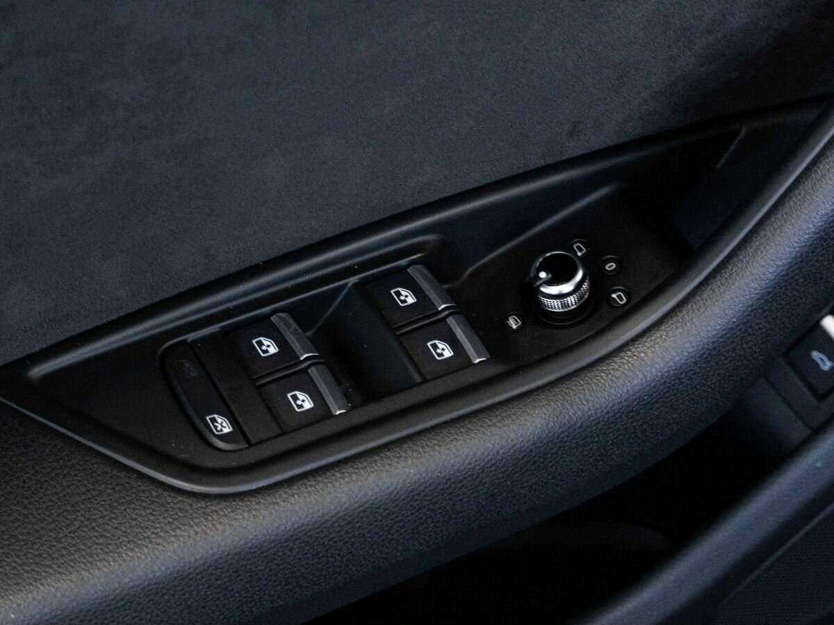 Audi A4 с пробегом — 2018 год. Фото: #16