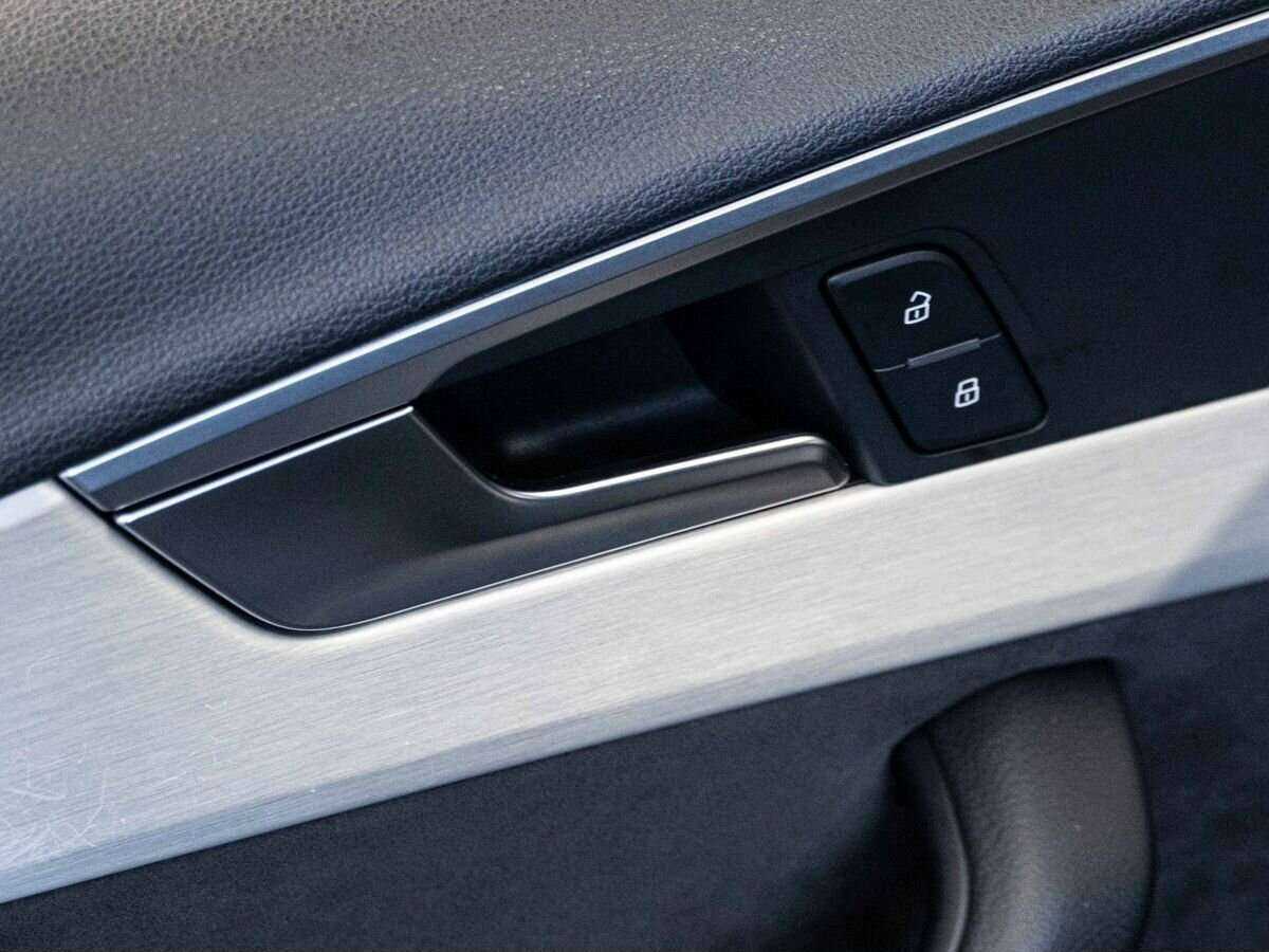 Audi A4 с пробегом — 2018 год. Фото: #17