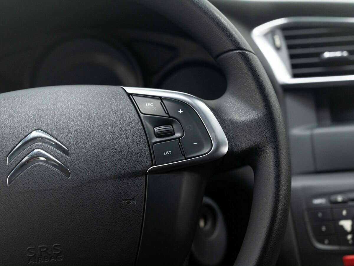 Citroen C4 с пробегом — 2012 год. Фото: #15