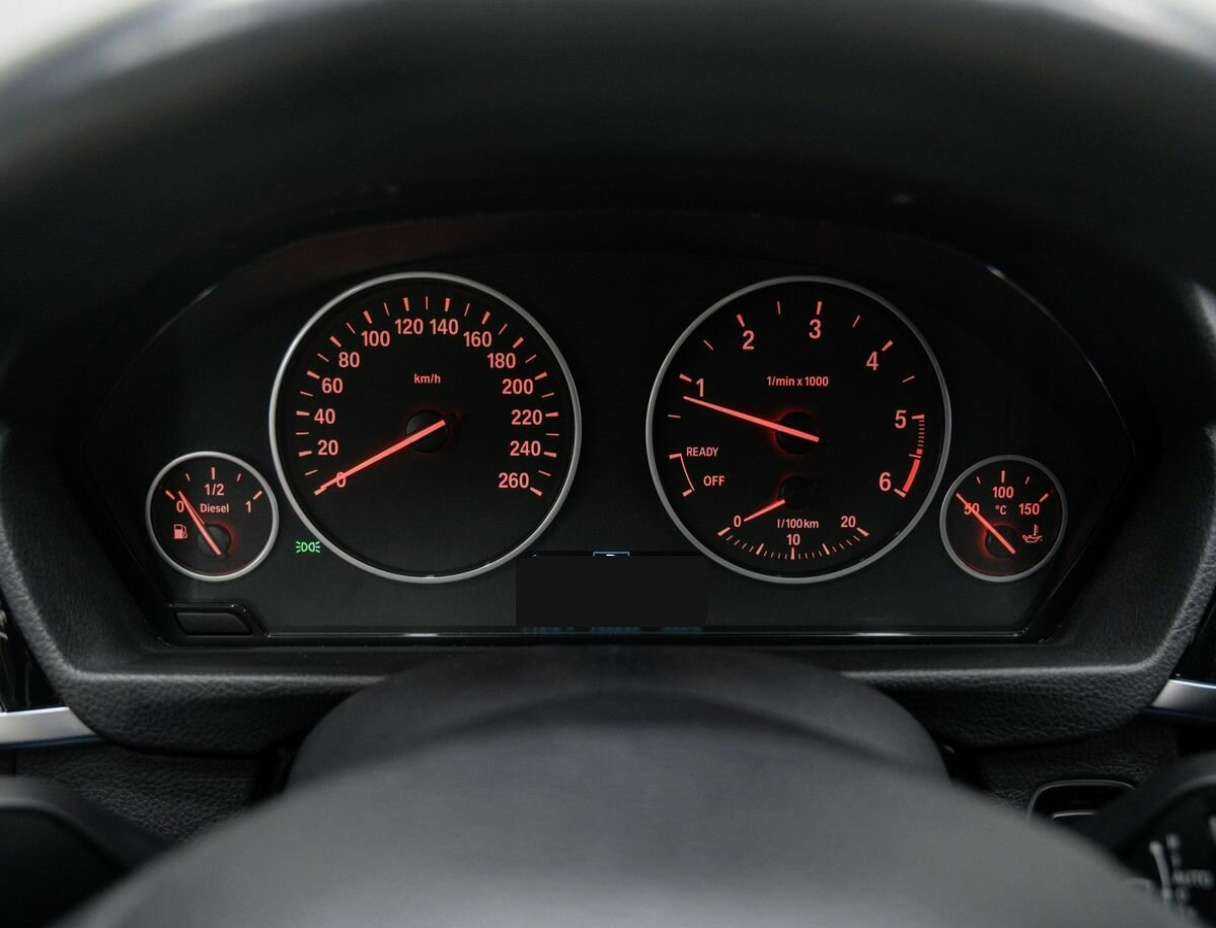 BMW 3 серии с пробегом — 2017 год. Фото: #28