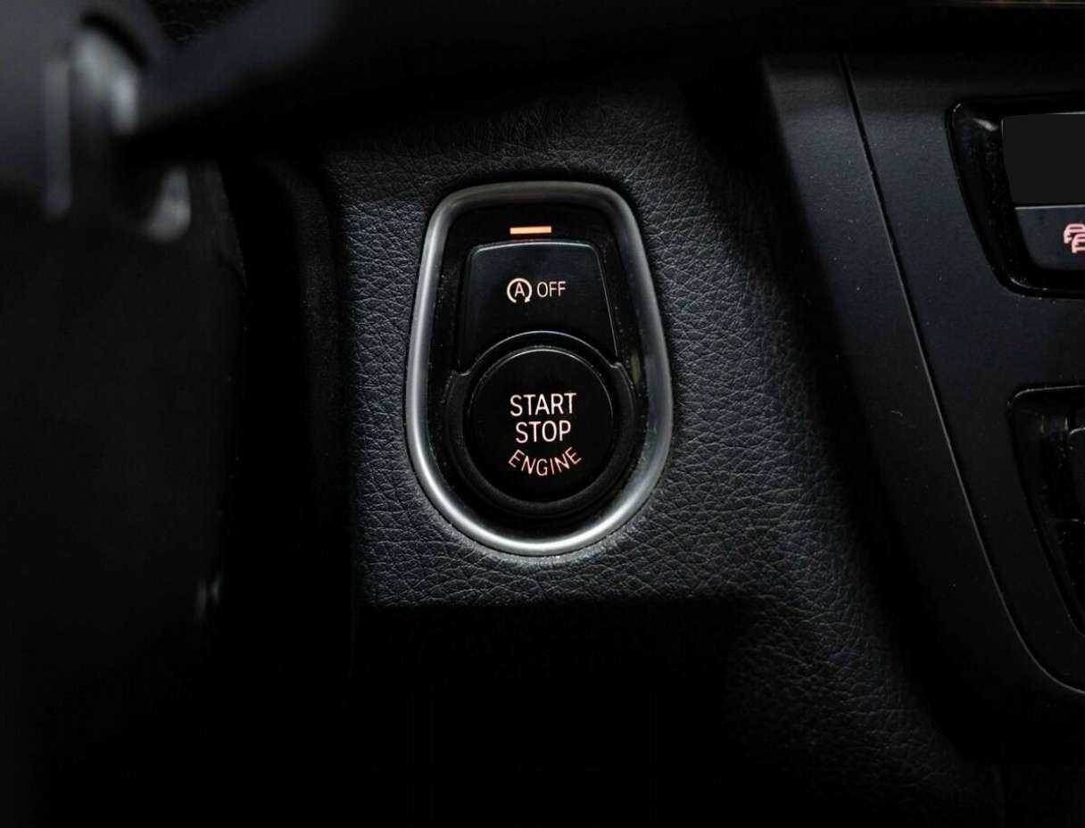 BMW 3 серии с пробегом — 2014 год. Фото: #18