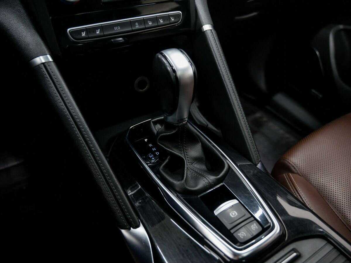 Renault Koleos с пробегом — 2017 год. Фото: #19