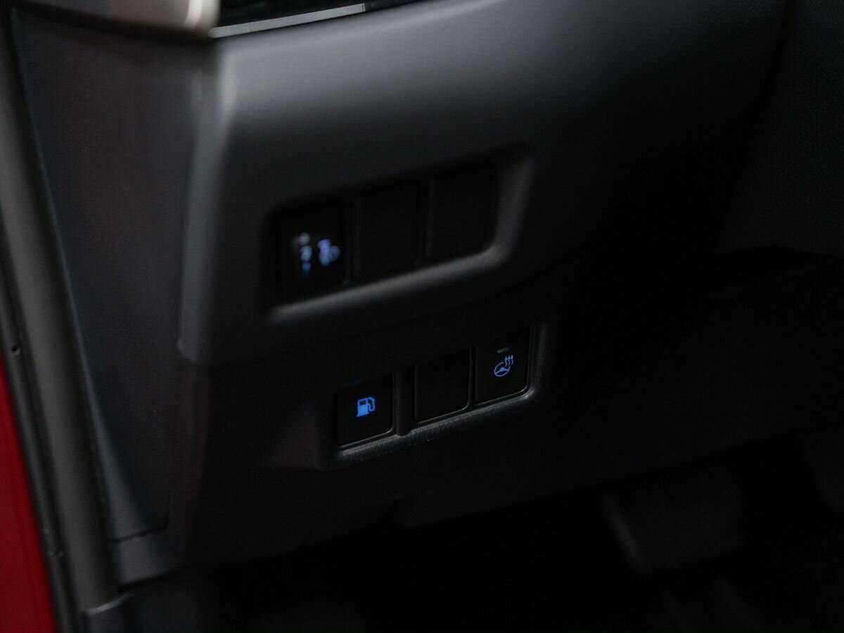 Toyota C-HR с пробегом — 2018 год. Фото: #13