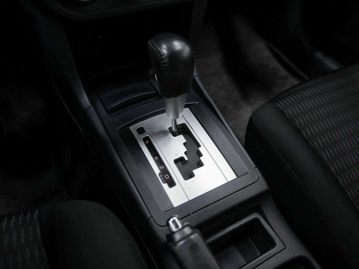 Mitsubishi Lancer с пробегом — 2012 год. Фото: #13