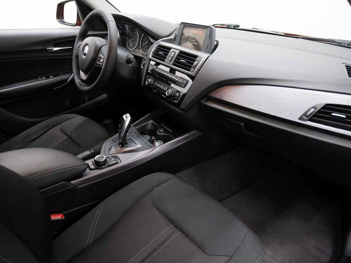 BMW 1 серии с пробегом — 2017 год. Фото: #10