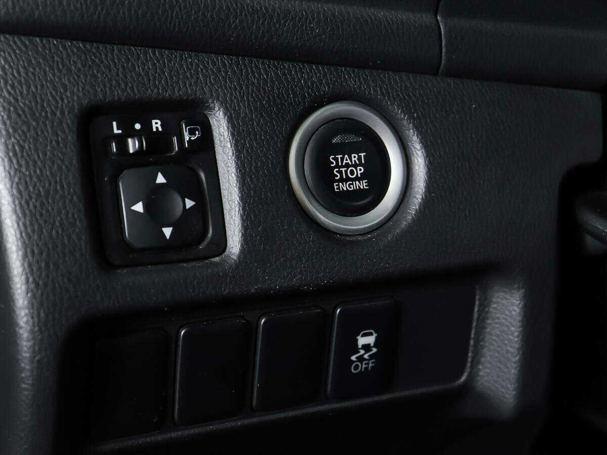 Mitsubishi Pajero Sport с пробегом — 2018 год. Фото: #17