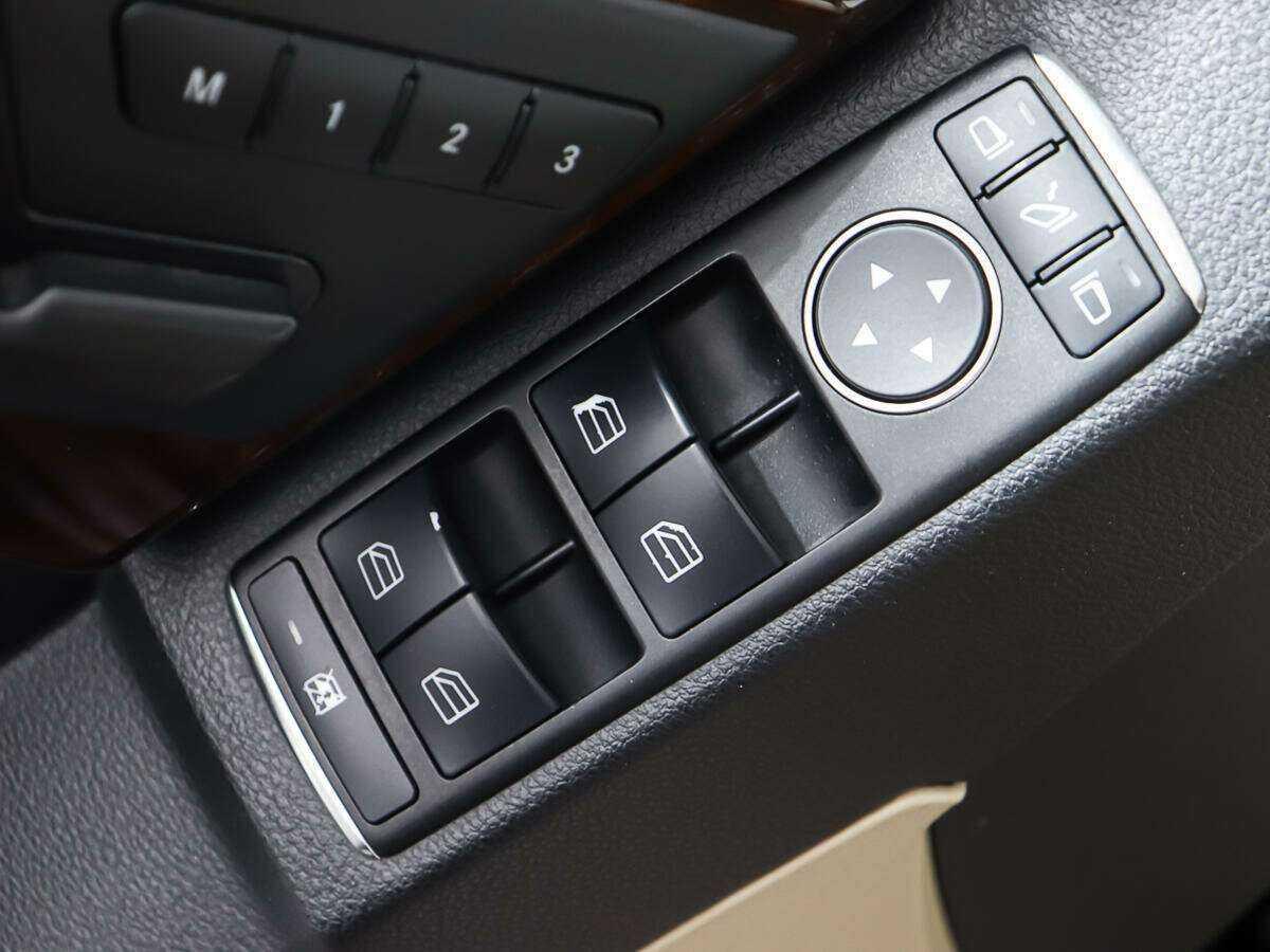 Mercedes-Benz GLK-Класс с пробегом — 2012 год. Фото: #18