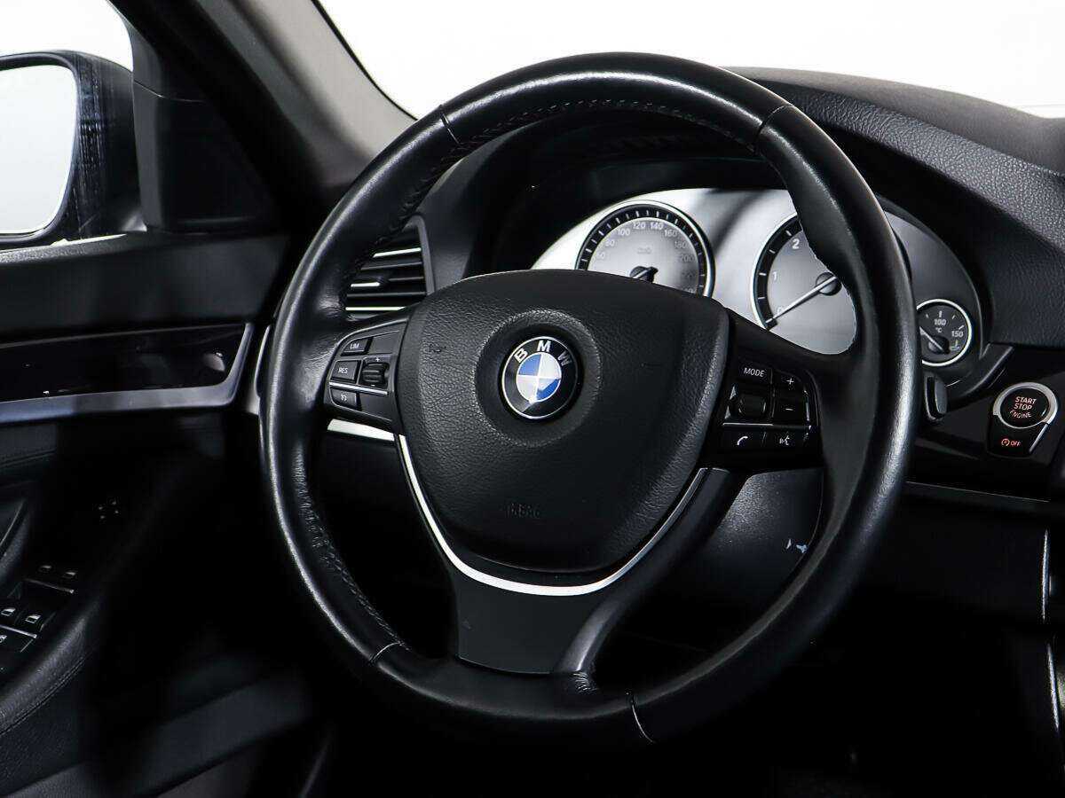 BMW 5 серии с пробегом — 2012 год. Фото: #13