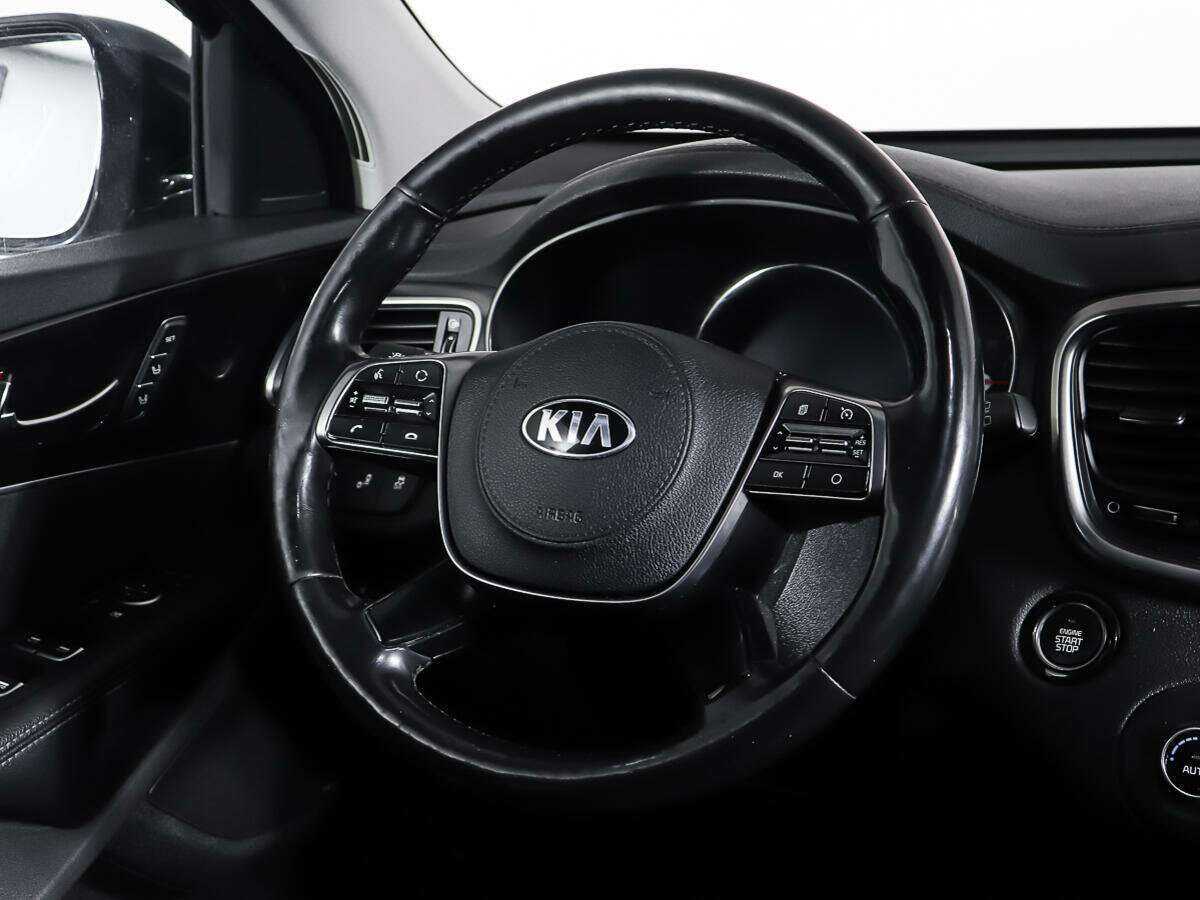Kia Sorento с пробегом — 2017 год. Фото: #16