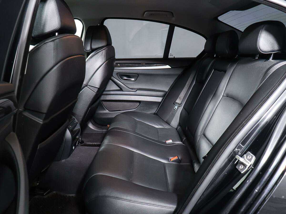 BMW 5 серии с пробегом — 2012 год. Фото: #9