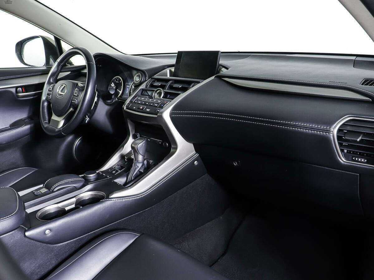 Lexus NX с пробегом — 2014 год. Фото: #8