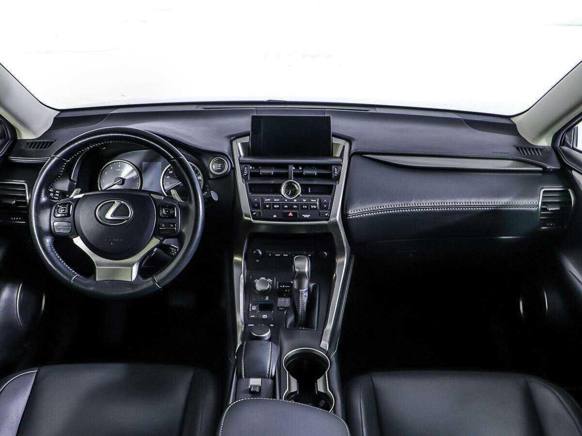 Lexus NX с пробегом — 2014 год. Фото: #10
