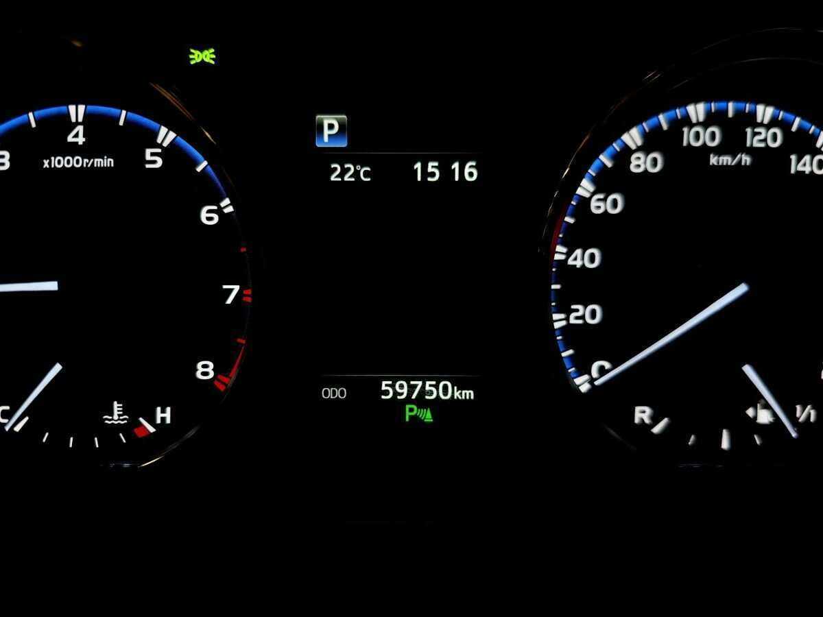 Toyota RAV4 с пробегом — 2017 год. Фото: #16