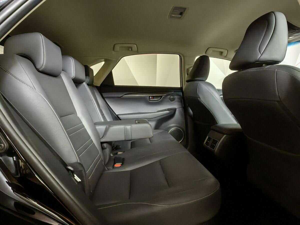 Lexus NX с пробегом — 2018 год. Фото: #11