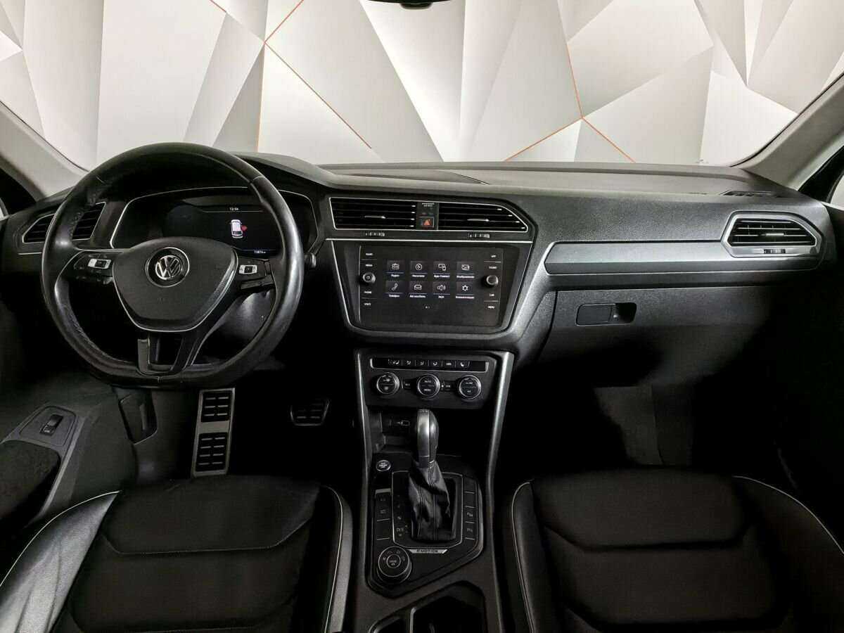 Volkswagen Tiguan с пробегом — 2018 год. Фото: #8