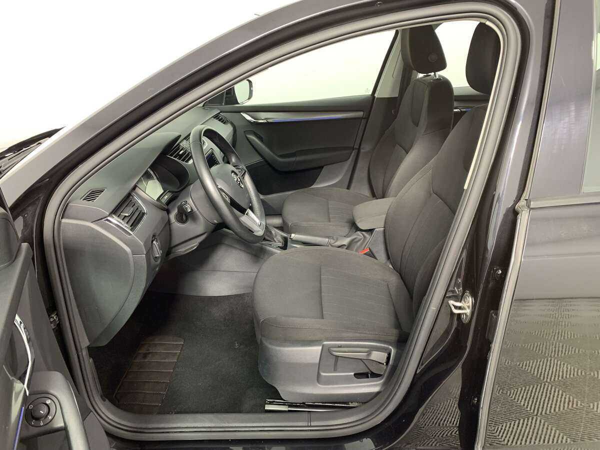 Skoda Octavia с пробегом — 2018 год. Фото: #10