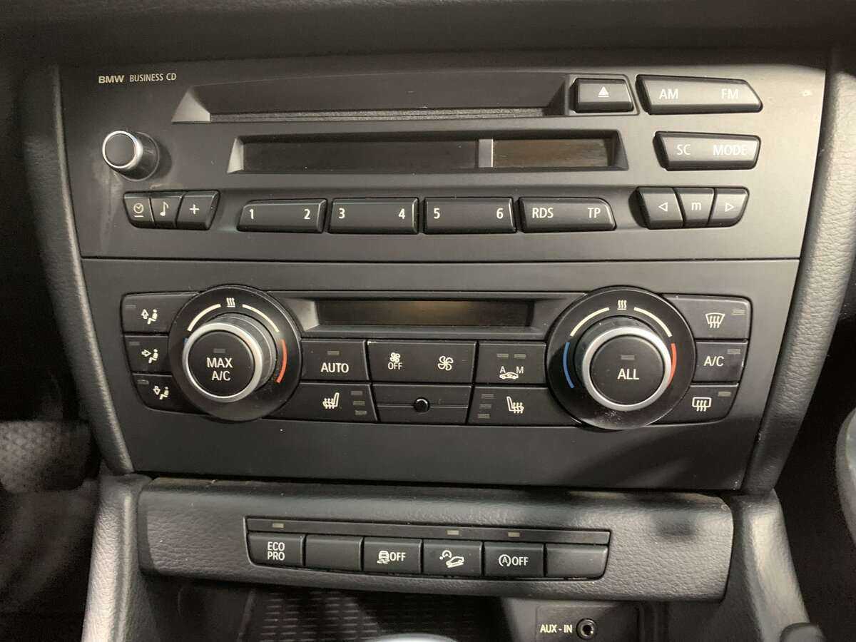 BMW X1 с пробегом — 2013 год. Фото: #10