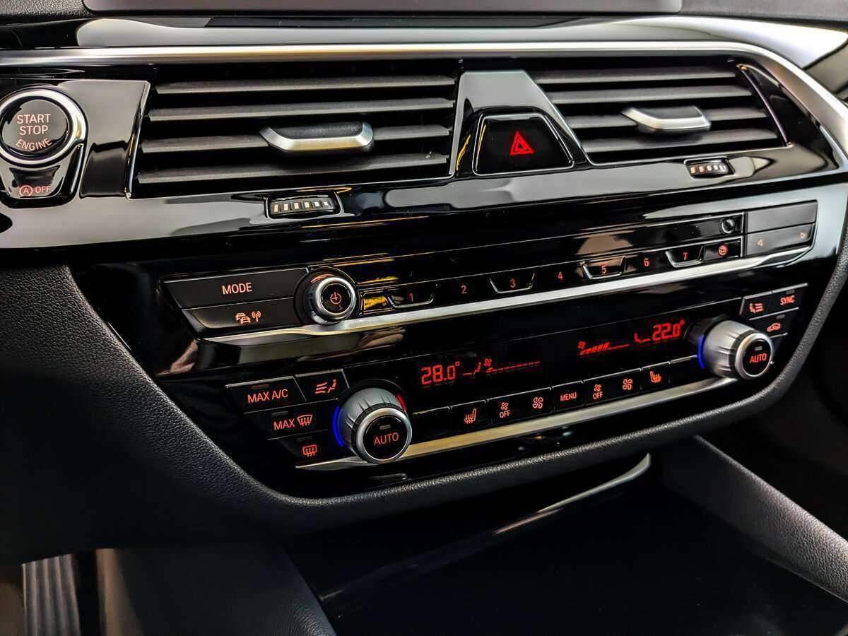 BMW 5 серии с пробегом — 2018 год. Фото: #21