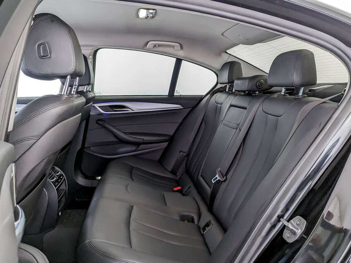 BMW 5 серии с пробегом — 2018 год. Фото: #9