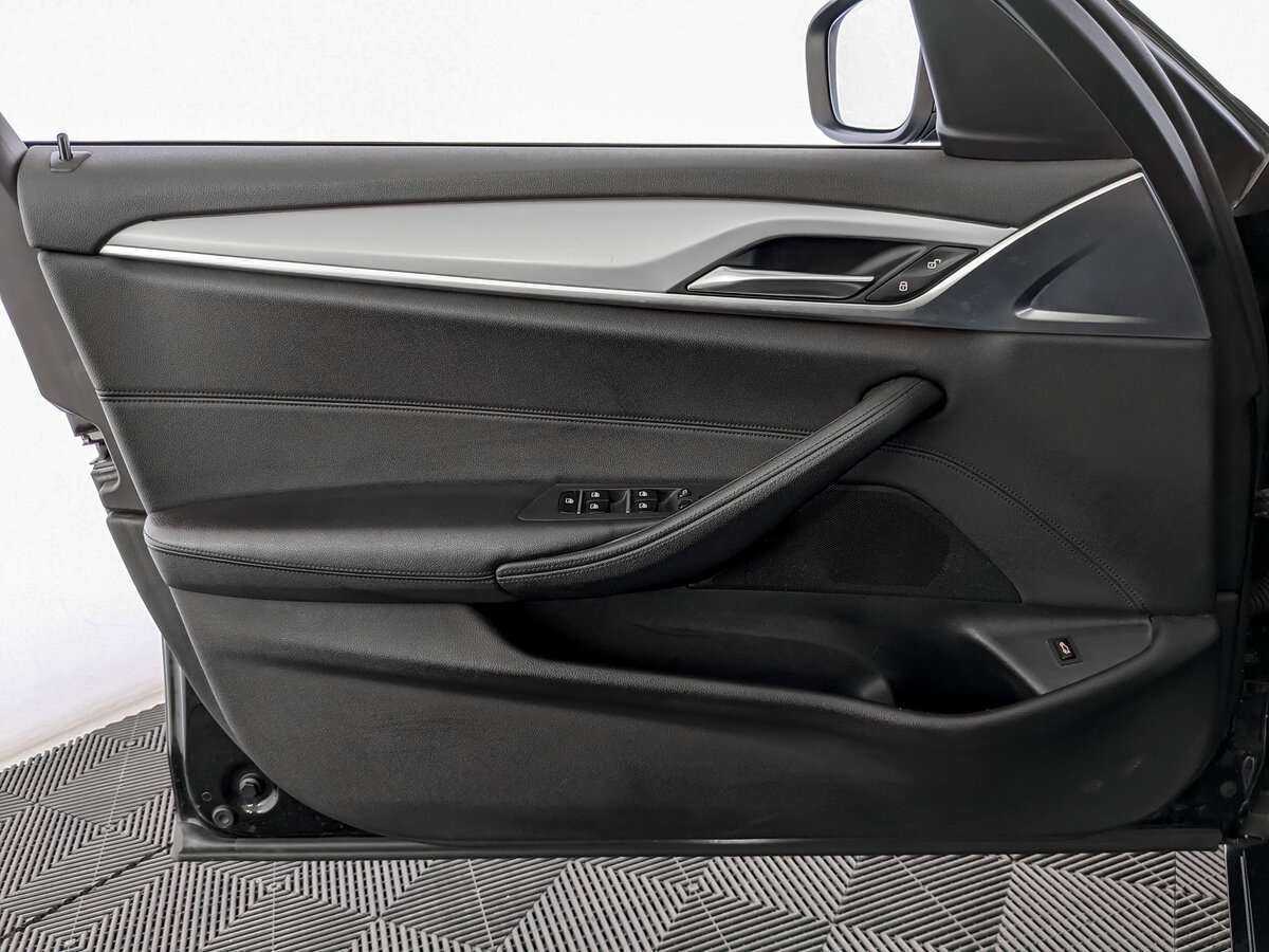 BMW 5 серии с пробегом — 2018 год. Фото: #14