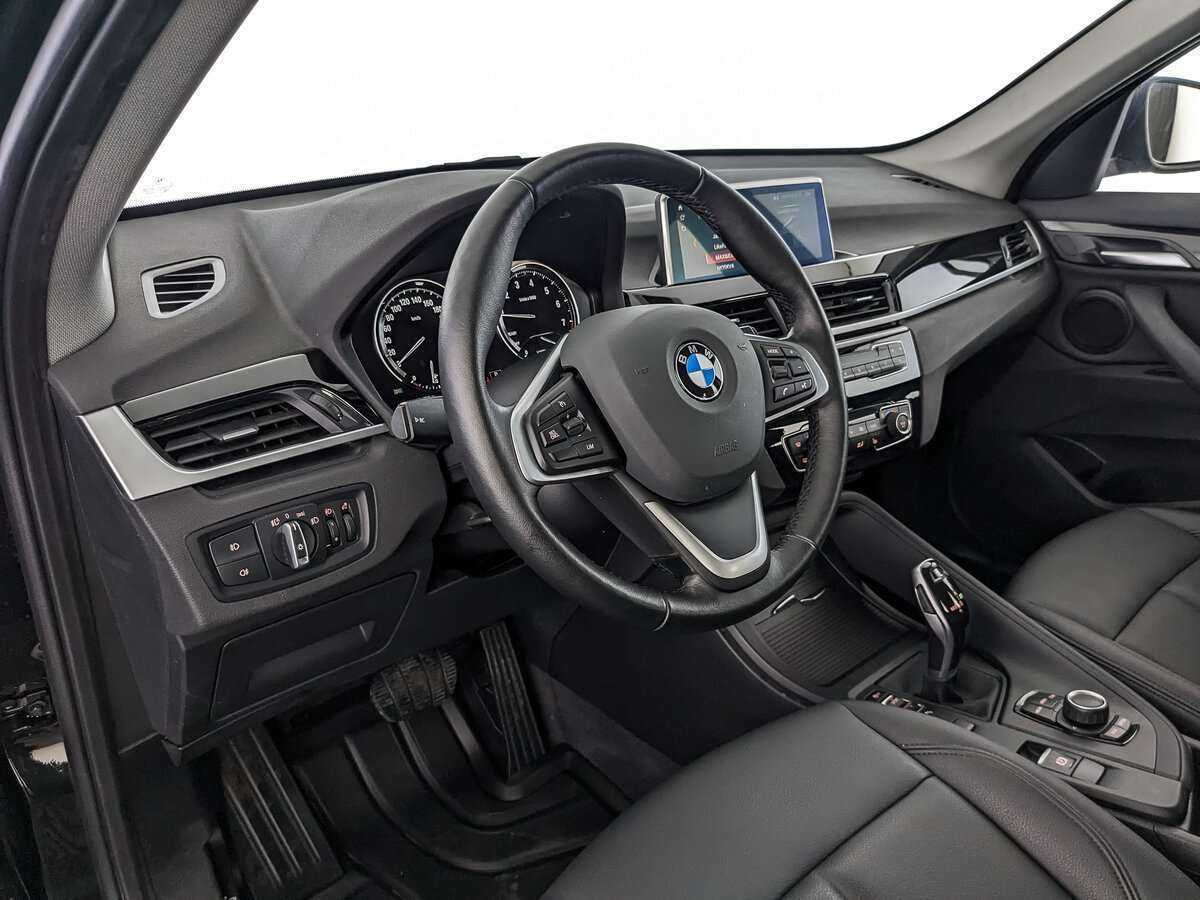 BMW X1 с пробегом — 2021 год. Фото: #12
