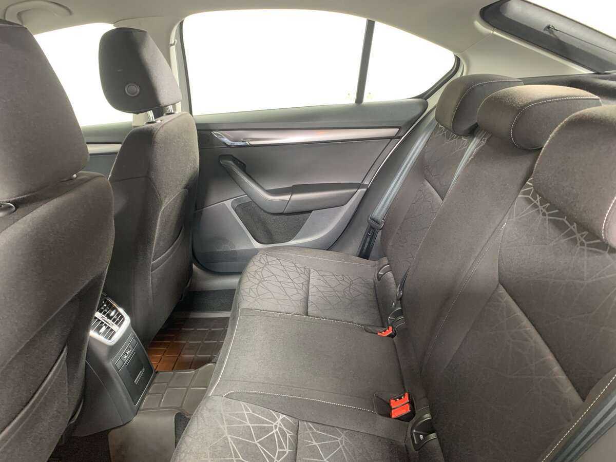 Skoda Octavia с пробегом — 2019 год. Фото: #15