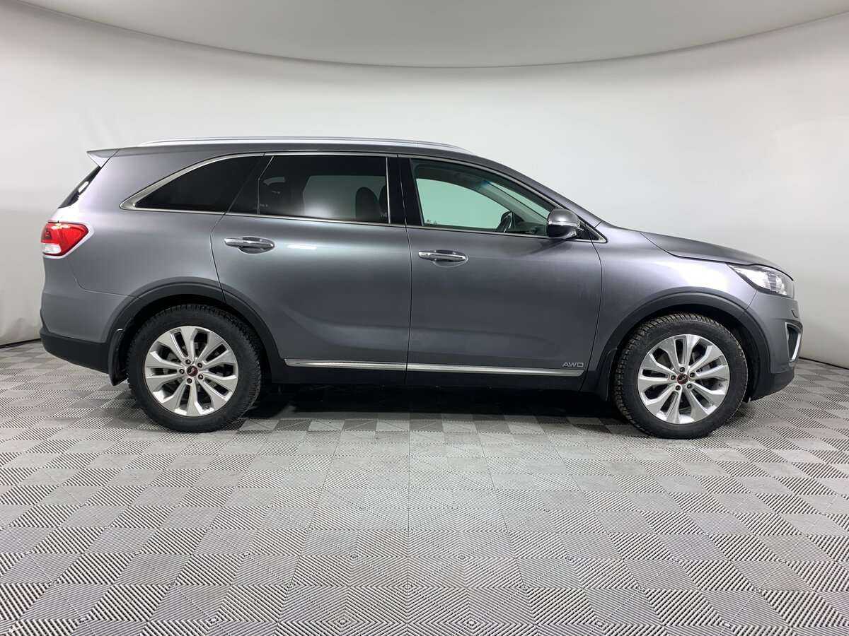 Kia Sorento с пробегом — 2016 год. Фото: #3