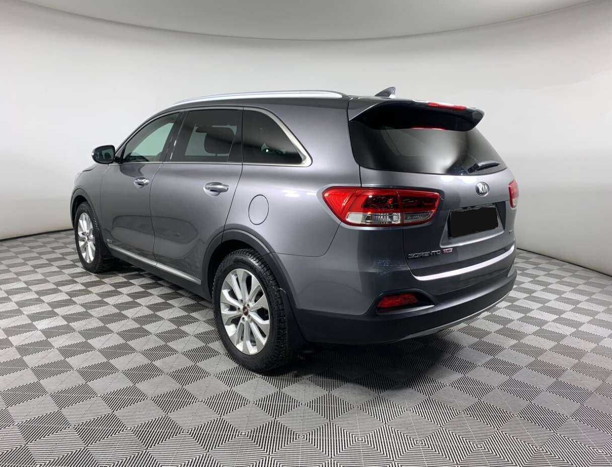 Kia Sorento с пробегом — 2016 год. Фото: #6