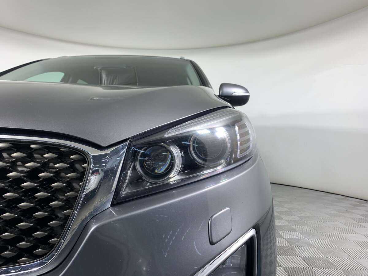 Kia Sorento с пробегом — 2016 год. Фото: #9