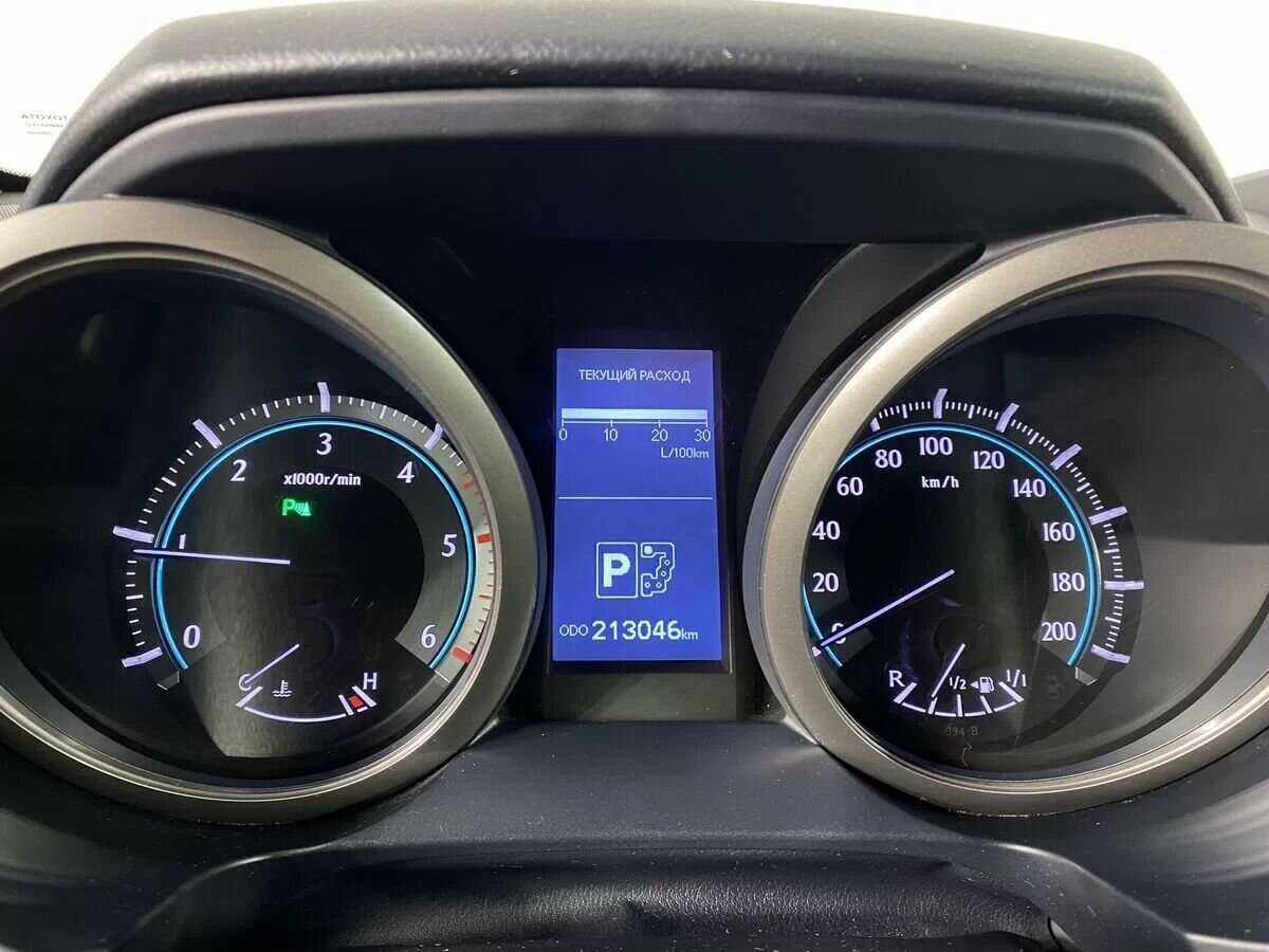 Toyota Land Cruiser Prado с пробегом — 2013 год. Фото: #12