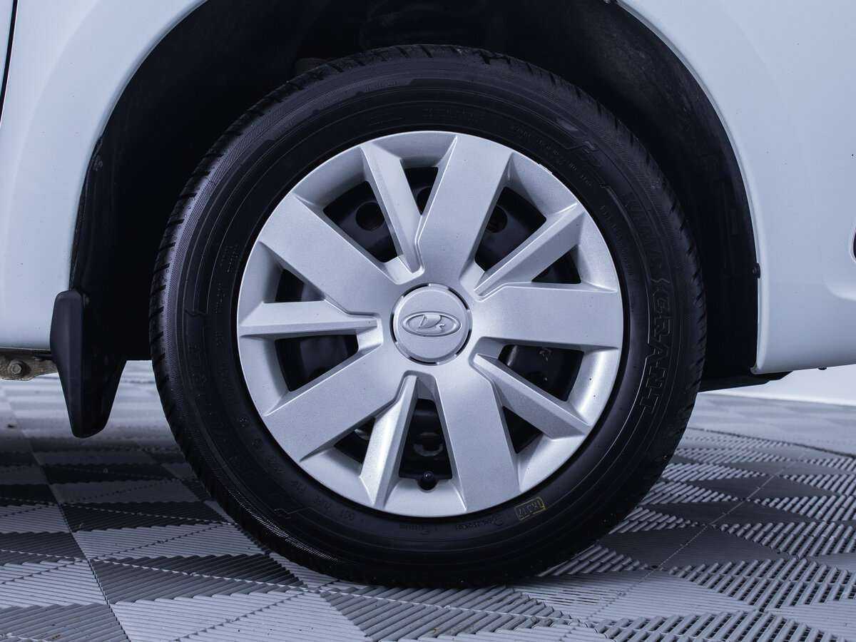 Lada (ВАЗ) Granta с пробегом — 2023 год. Фото: #8